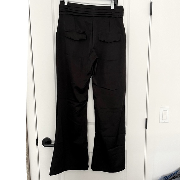 ✨3/10$ NWOT Pleated Waist Wide Leg Pleated Pant - Picture 2 of 4